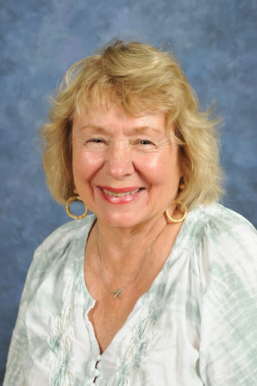 Photo of Ms. Elaine Roberts